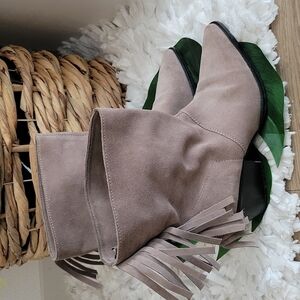 Zara woman beige western style slipon boots with fringe size 40/9.5 rodeo